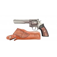 RUGER GP100 calibro 357 Magnum Revolver con canna da 6''