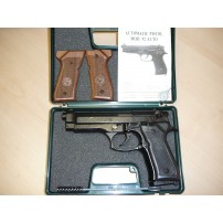KIMAR BERETTA 92 Pistola a salve calibro 8mm NERA cod. Guancette in legno Comprese